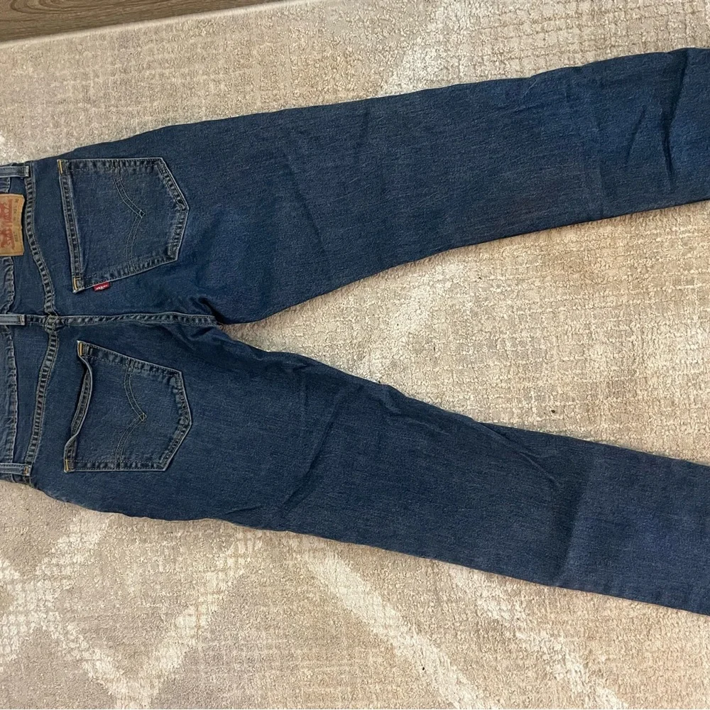 Levi's Men's Dark Blue Straight Jeans - Picture 4 of 6